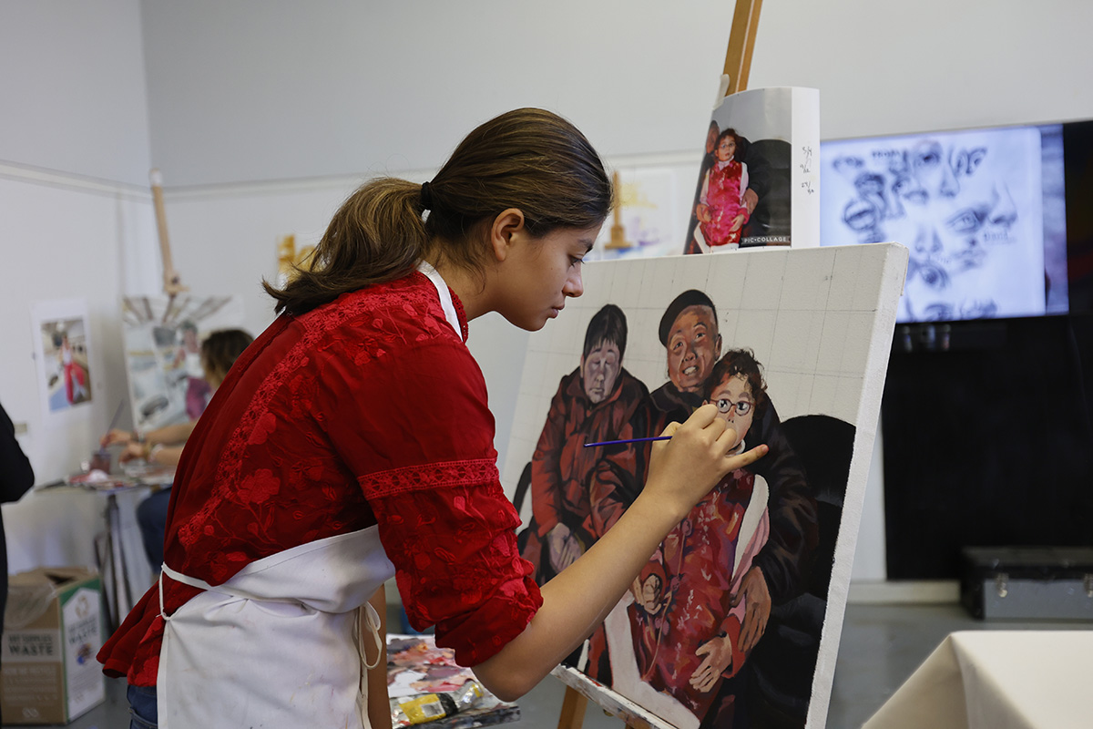 A student artist painting